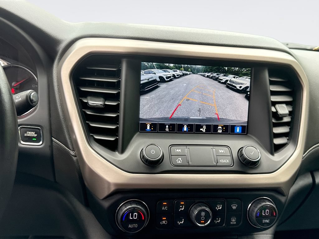Used 2021 GMC Acadia Denali w/ Denali Technology Package AWD/4WD image 24