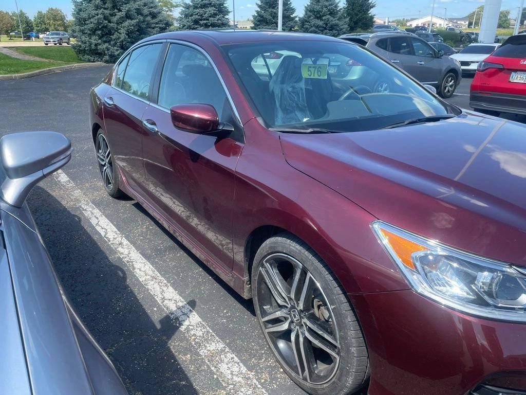 Used 2016 Honda Accord Sport image 7