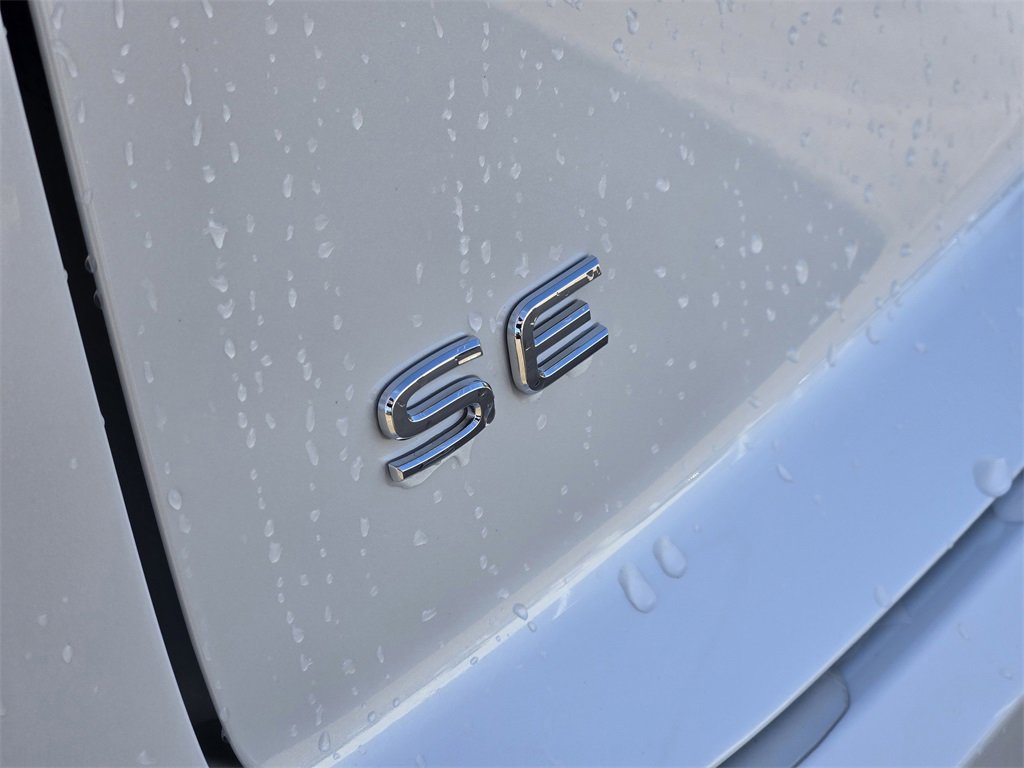 New 2026 Volkswagen Atlas Cross Sport SE image 9