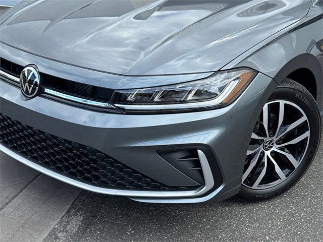 New 2025 Volkswagen Jetta SE image 8