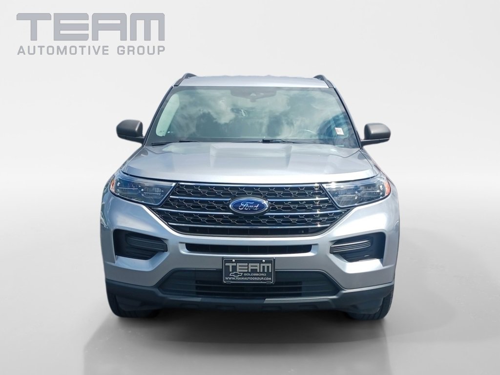 Used 2022 Ford Explorer XLT w/ Class IV Trailer Tow Package image 2