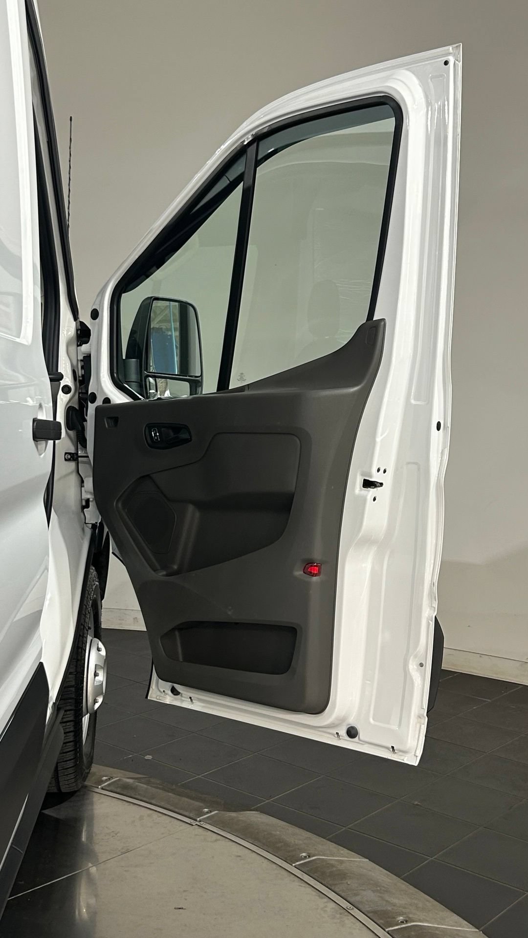 Used 2024 Ford Transit 350 148 High Roof Extended AWD image 39