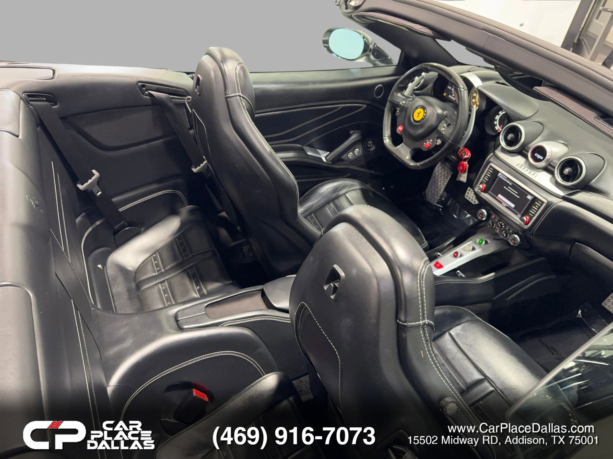 Used 2016 Ferrari California T image 29