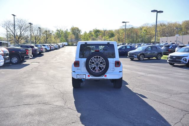 Used 2024 Jeep Wrangler High Altitude AWD/4WD image 7
