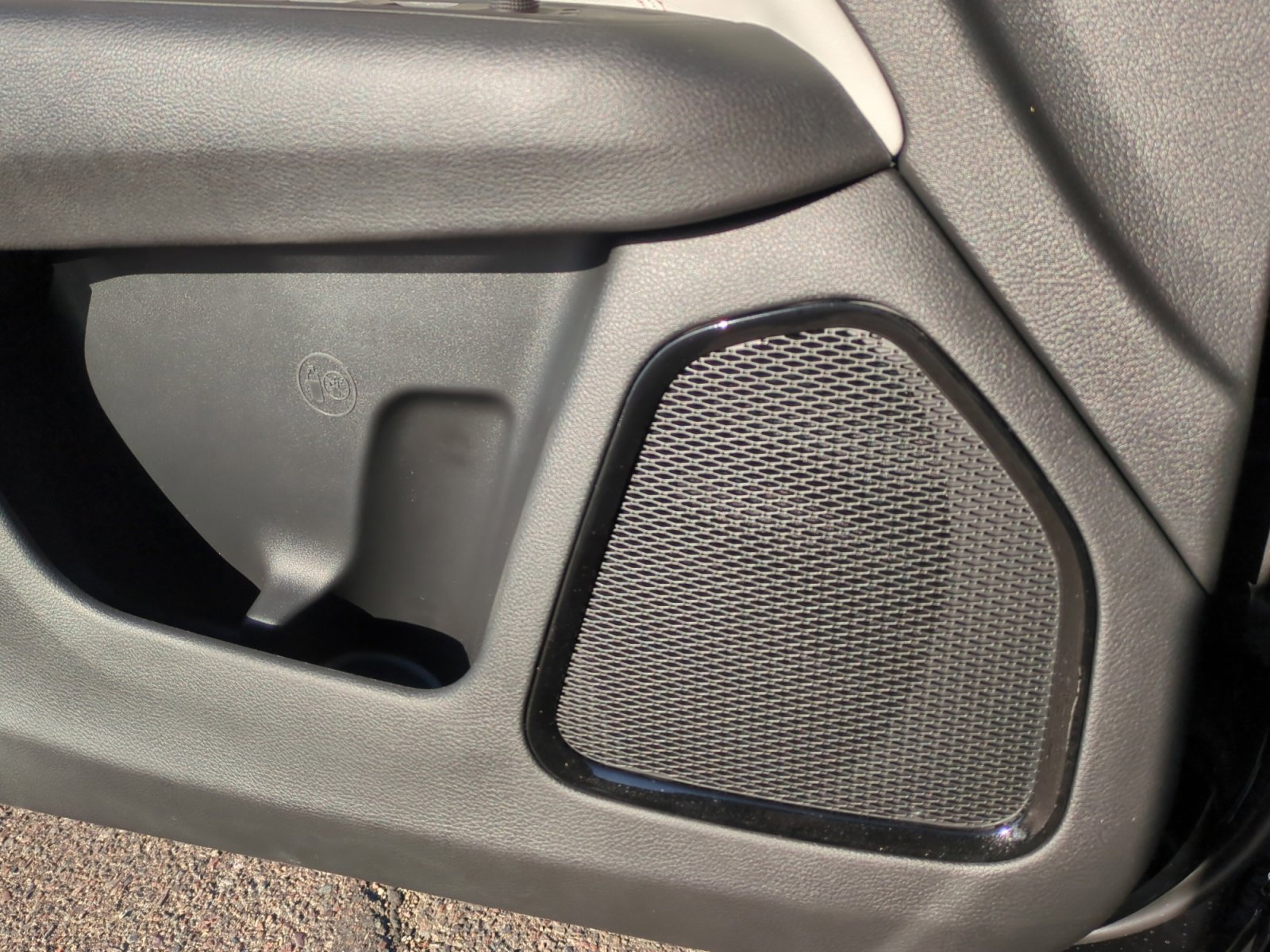 New 2026 Jeep Compass Limited image 27