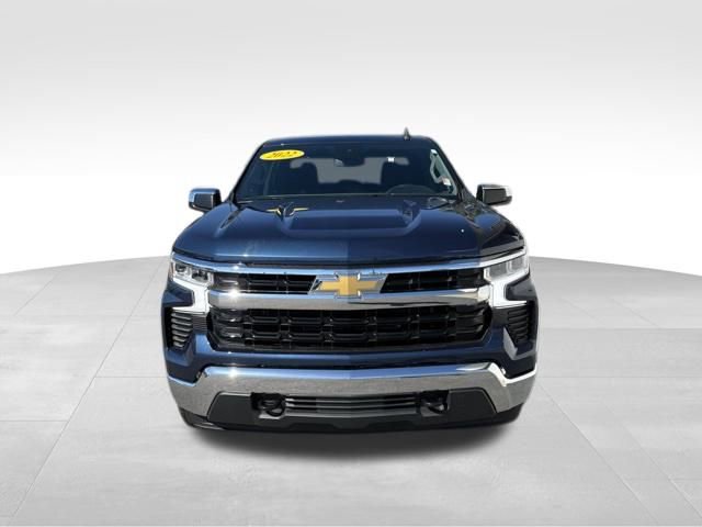 Used 2022 Chevrolet Silverado 1500 LT image 2