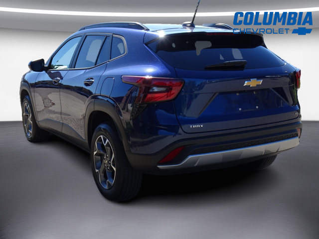 Used 2024 Chevrolet Trax LT w/ Driver Confidence Package FWD image 5