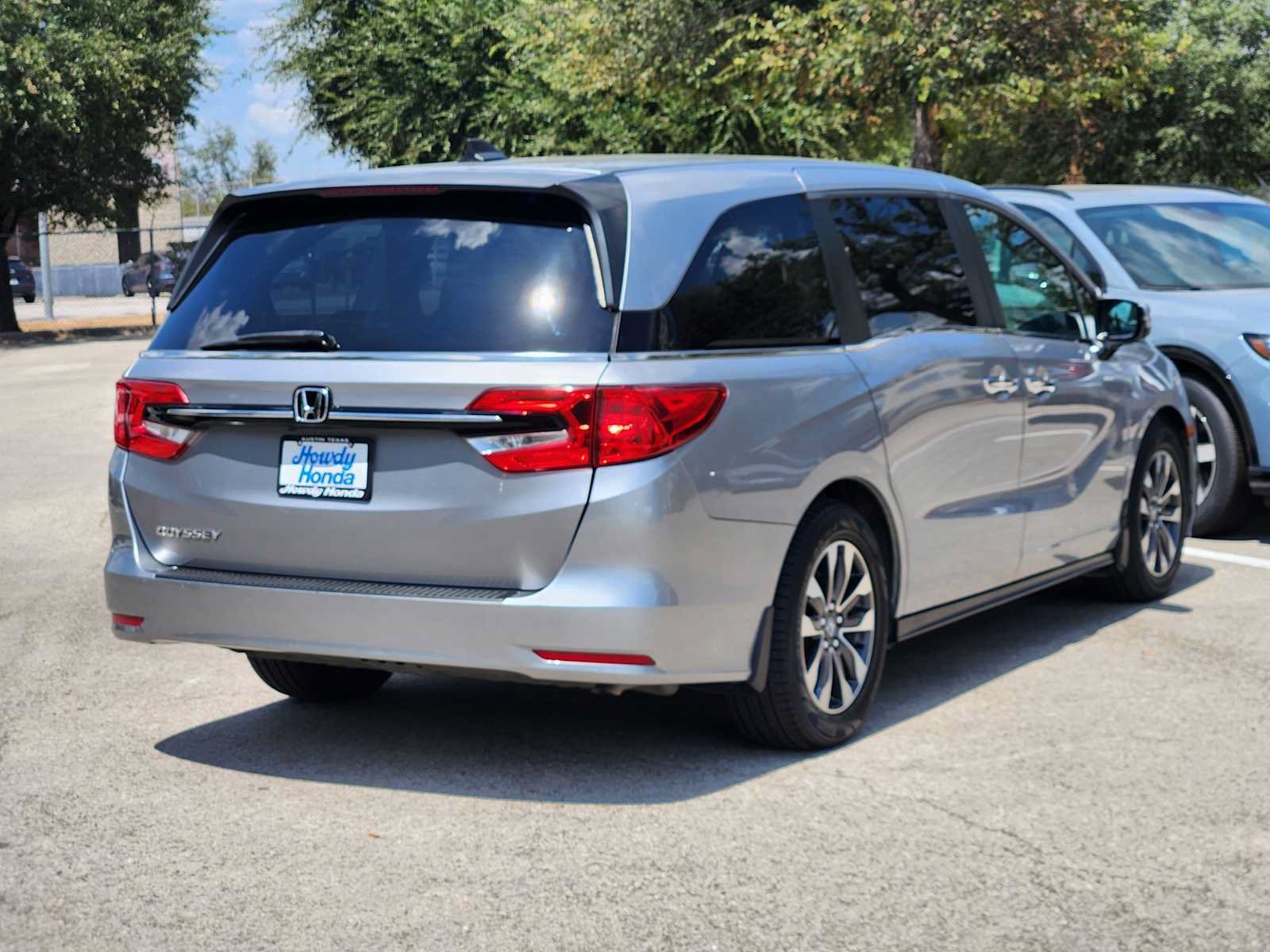 Used 2023 Honda Odyssey EX-L image 6