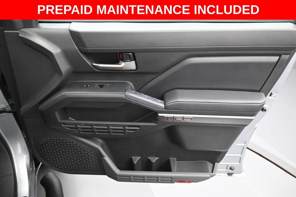 Certified 2025 Toyota Tacoma TRD Sport AWD/4WD image 32