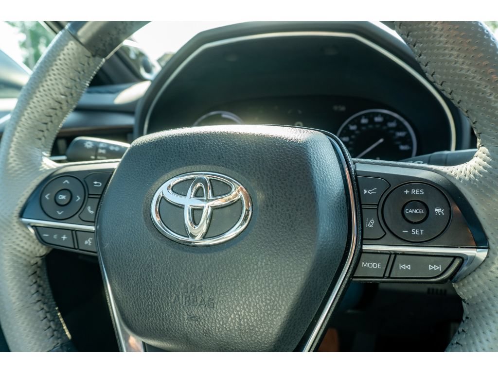 Used 2022 Toyota Avalon Limited w/ Advanced Safety Package FWD image 29