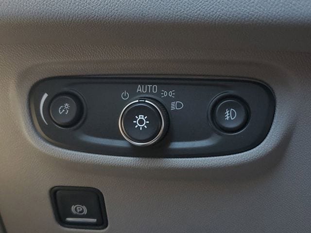 Used 2022 GMC Terrain SLT w/ Infotainment Package II FWD image 36