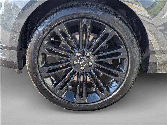 New 2026 Land Rover Range Rover Velar Dynamic SE image 10