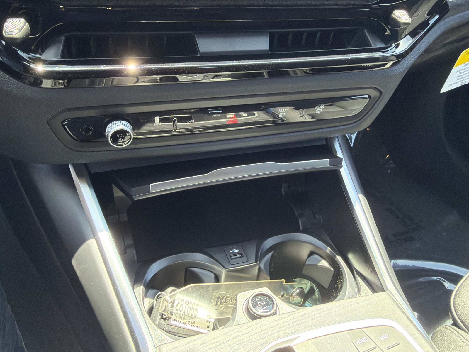 New 2026 BMW 330i Sedan w/ Convenience Package RWD image 22