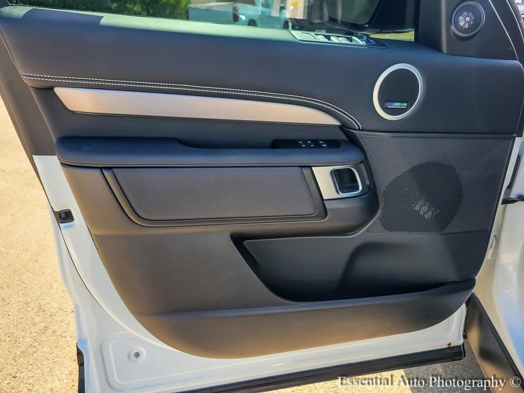 Used 2024 Land Rover Discovery Dynamic SE image 20