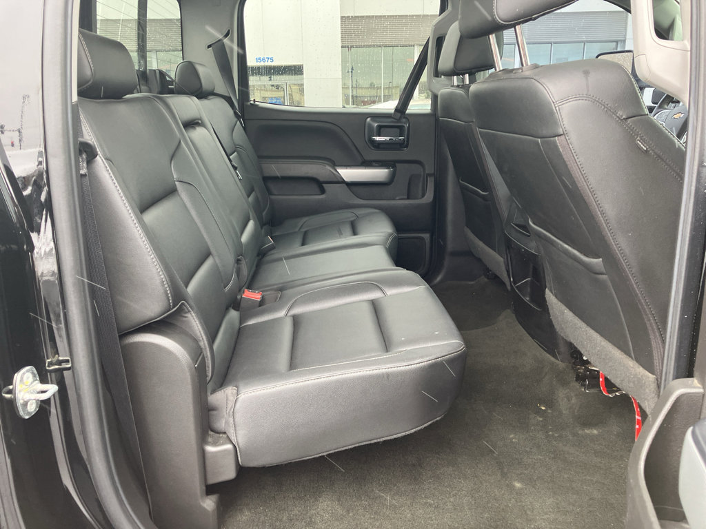 Used 2018 Chevrolet Silverado 2500 LTZ image 33