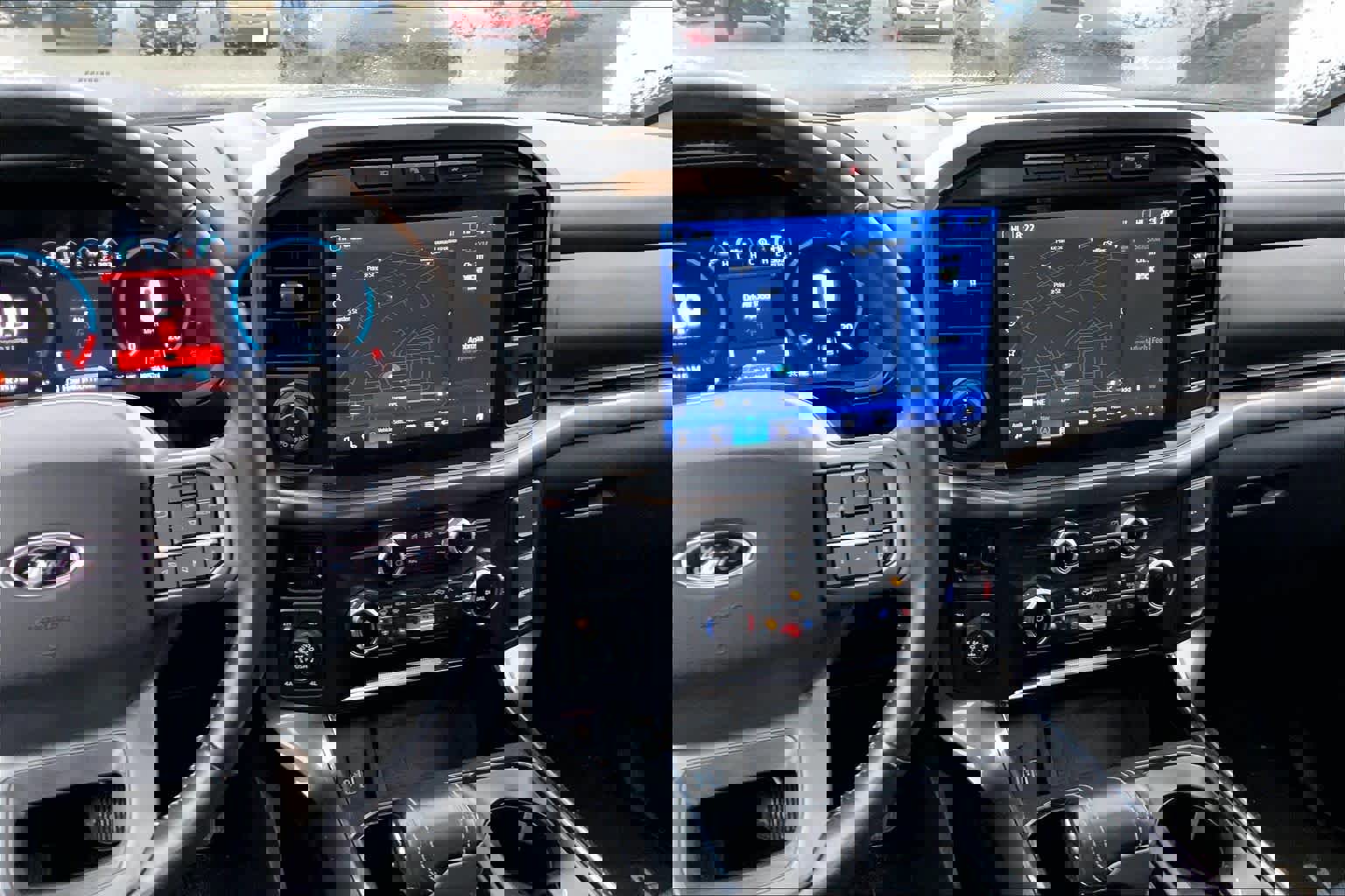 Used 2022 Ford F150 Lariat w/ Equipment Group 502A High image 6