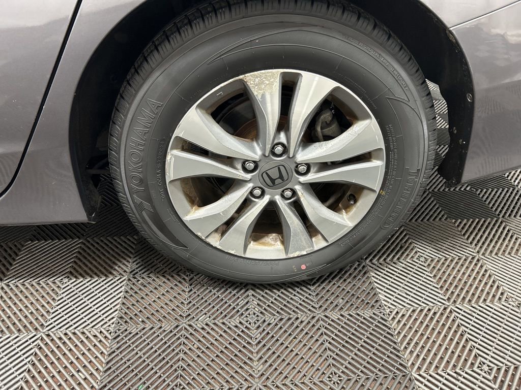 Used 2015 Honda Accord LX image 30