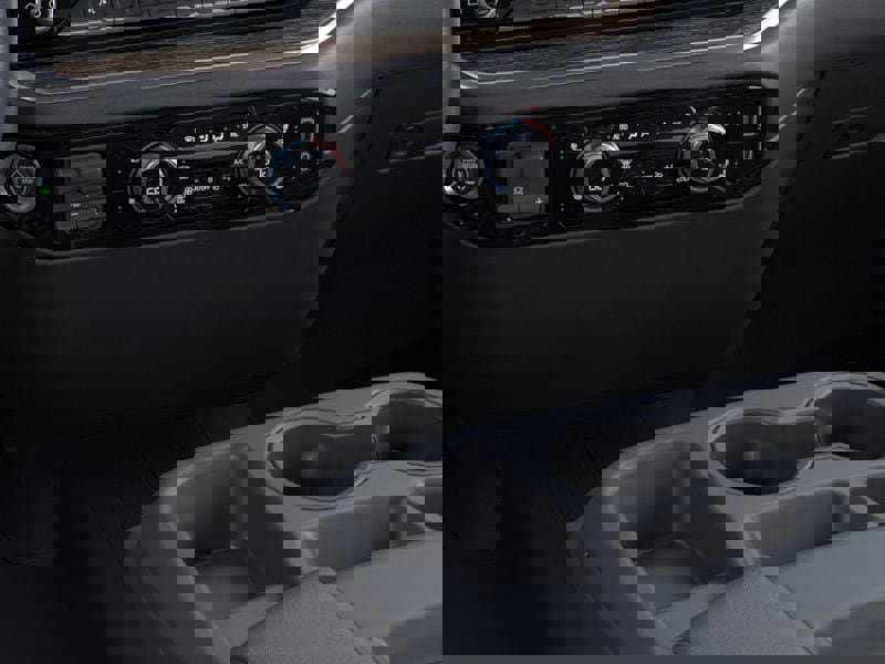 New 2026 GMC Sierra 1500 SLE image 23