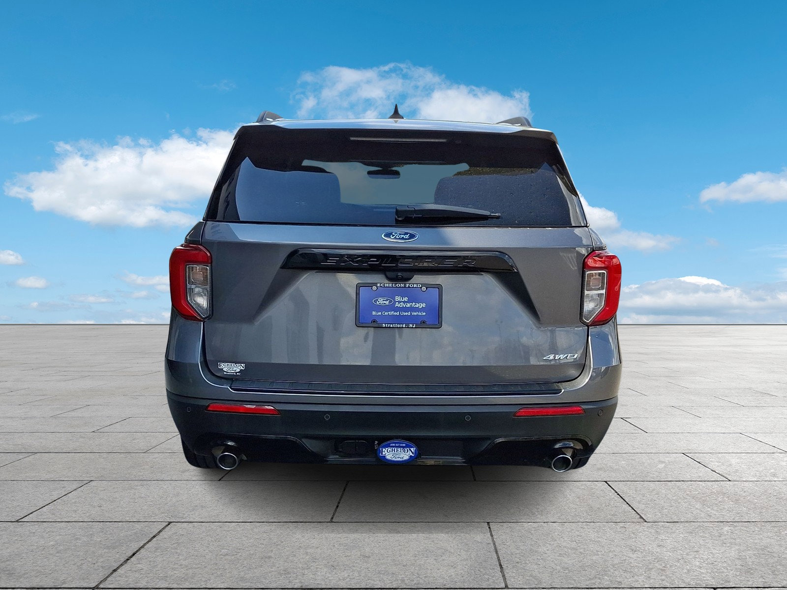 Certified 2023 Ford Explorer ST-Line w/ Class IV Trailer Tow Package image 5