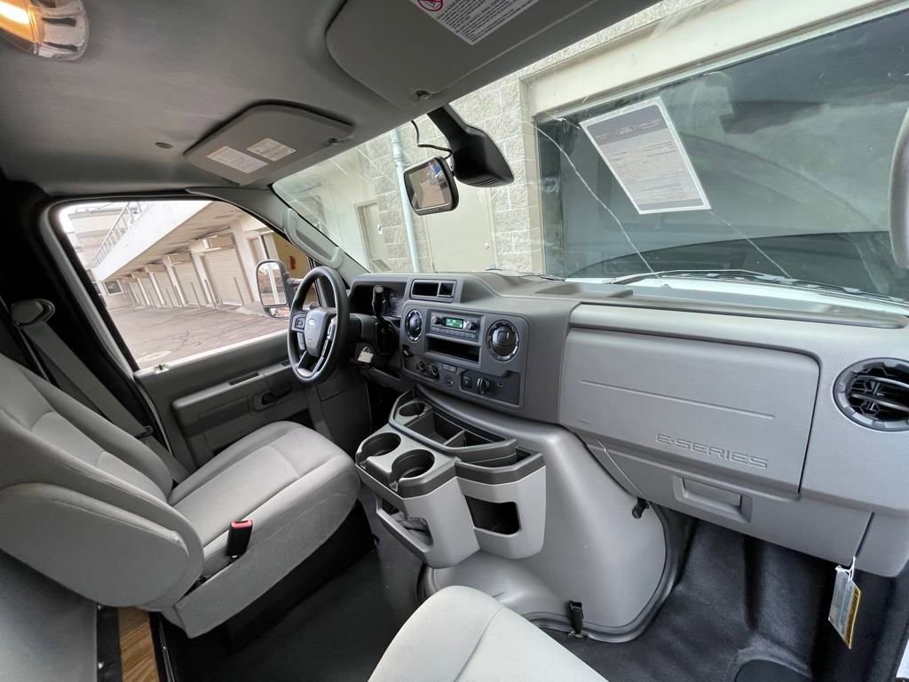 New 2024 Ford E-450 and Econoline 450 Super Duty w/ Driver's Safety Package image 29