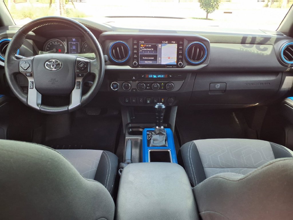 Used 2020 Toyota Tacoma TRD Off-Road w/ Technology Package AWD/4WD image 19