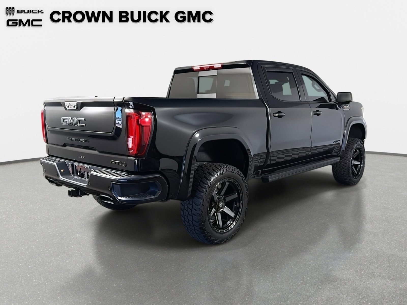 Used 2026 GMC Sierra 1500 AT4 w/ Technology Package image 5