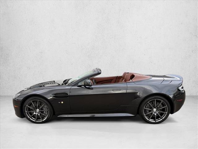 Used 2017 Aston Martin V12 Vantage S RWD image 2
