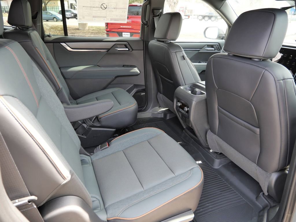 New 2026 GMC Acadia AT4 image 27