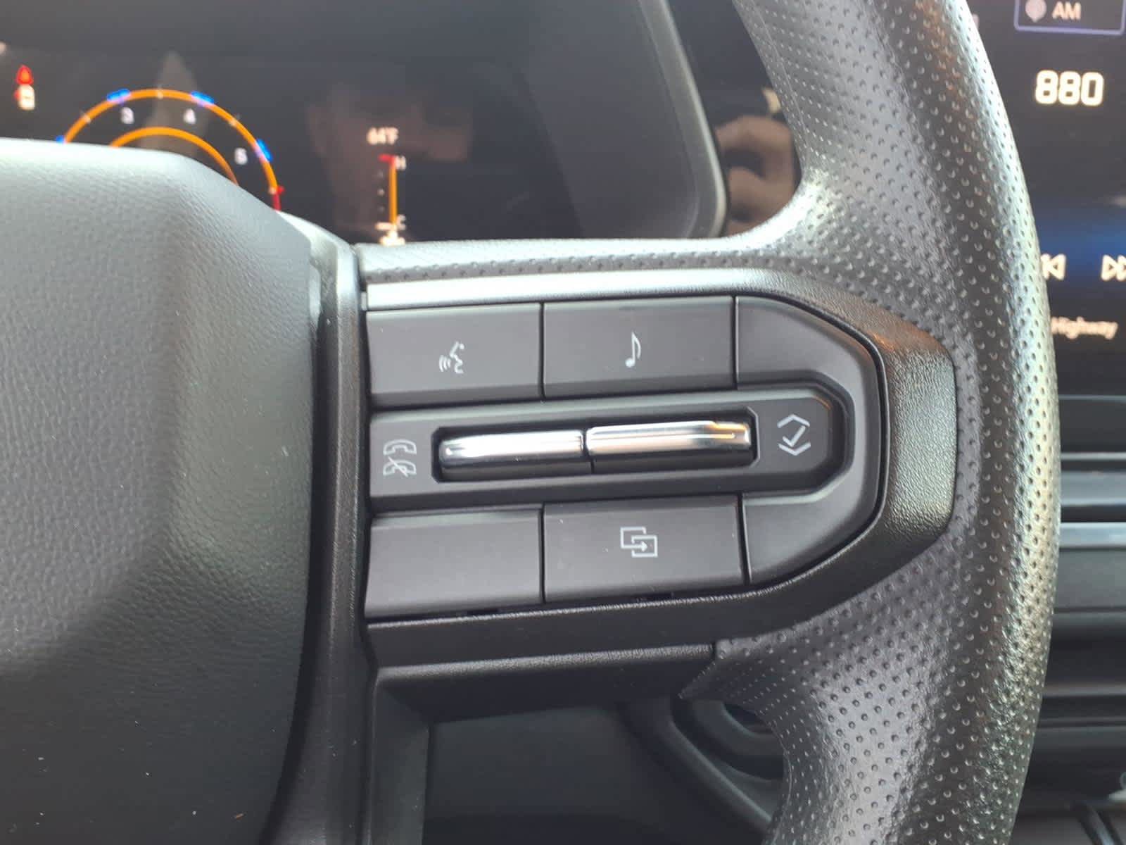 Used 2023 Chevrolet Colorado Trail Boss w/ Advanced Trailering Package AWD/4WD image 15