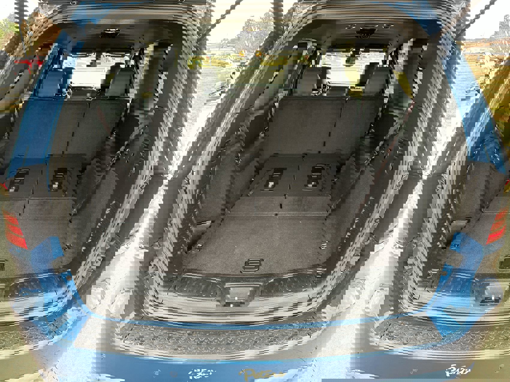 Used 2024 Dodge Durango R/T w/ Blacktop Package image 25