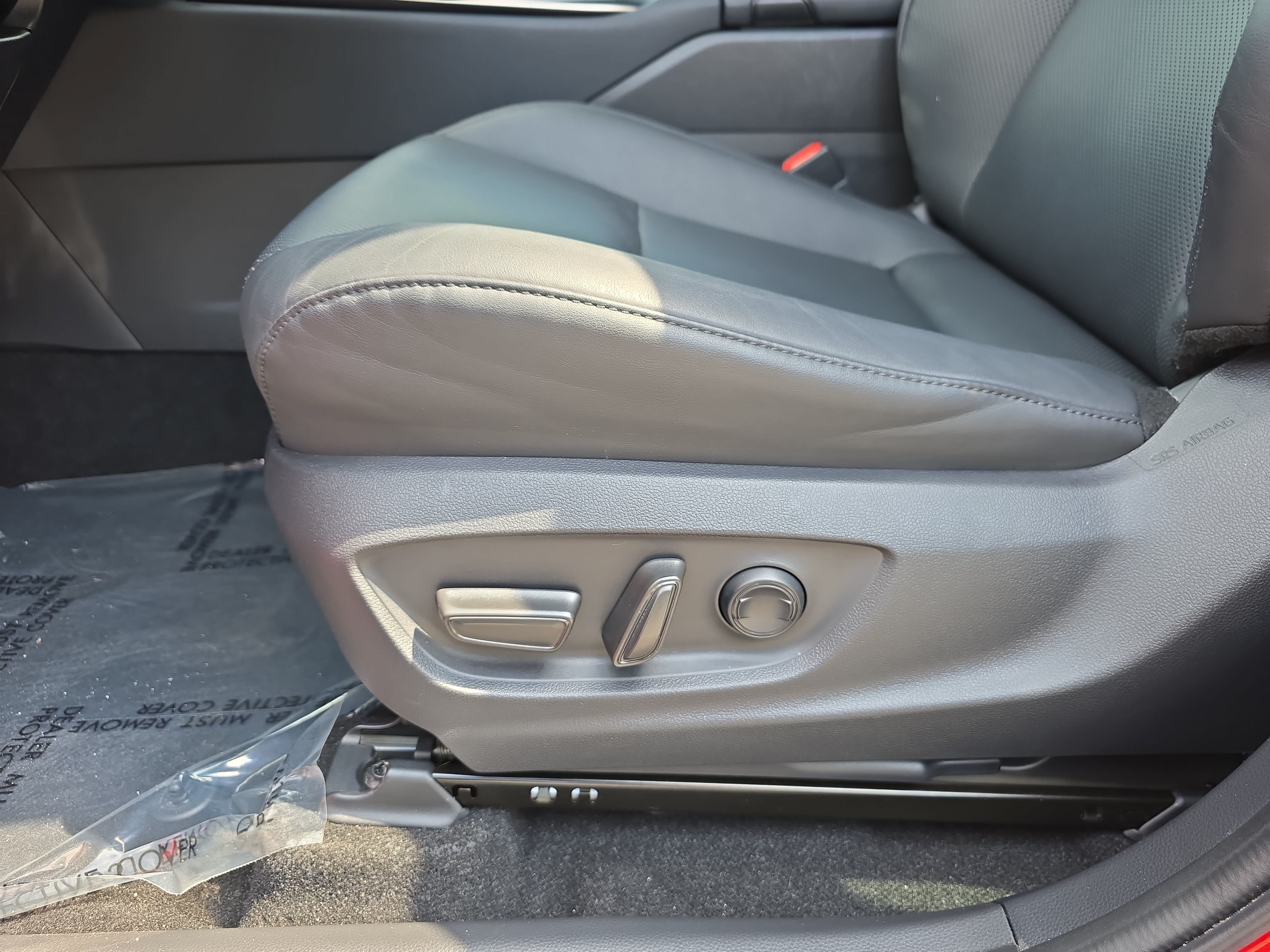 Certified 2023 Toyota Crown Platinum AWD/4WD image 30