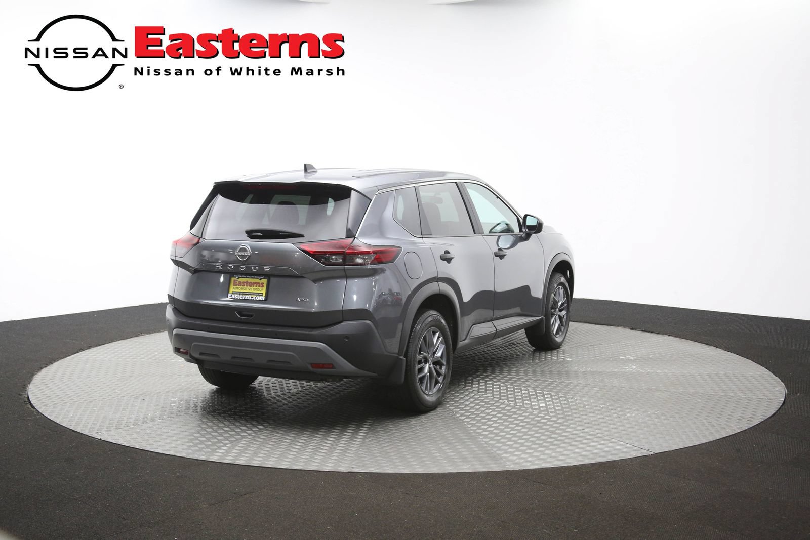 Used 2023 Nissan Rogue S AWD/4WD image 38