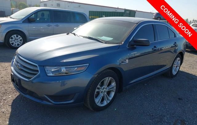 Used 2018 Ford Taurus SE image 2