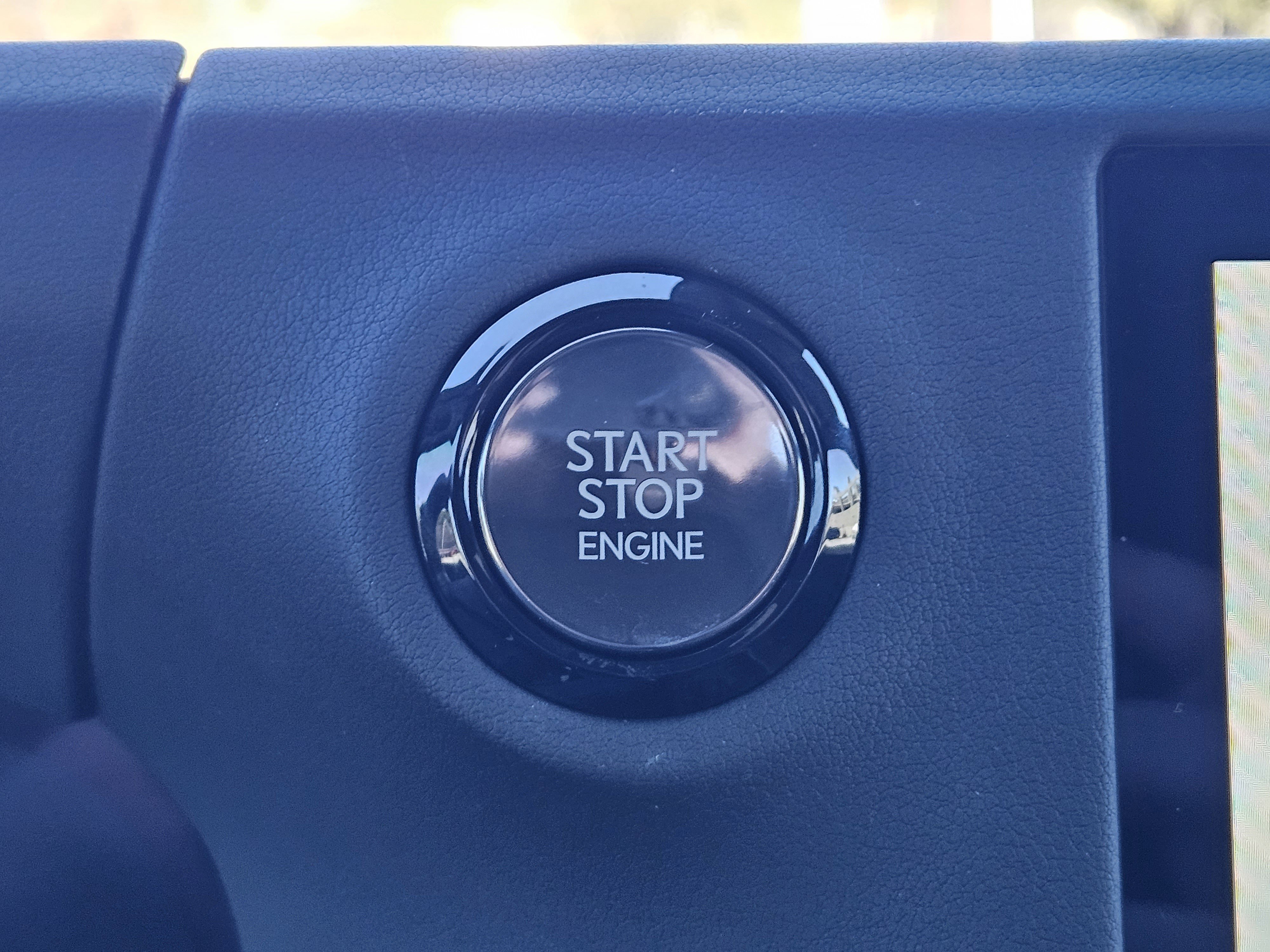 Used 2024 Lexus GX 550 image 23