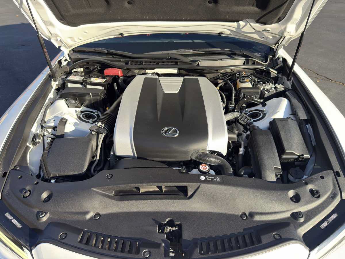 Used 2023 Lexus IS 350 F Sport w/ Memory Package RWD image 9