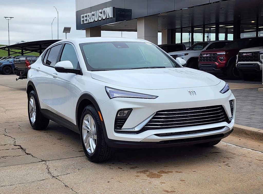 New 2026 Buick Envista Preferred FWD image 2