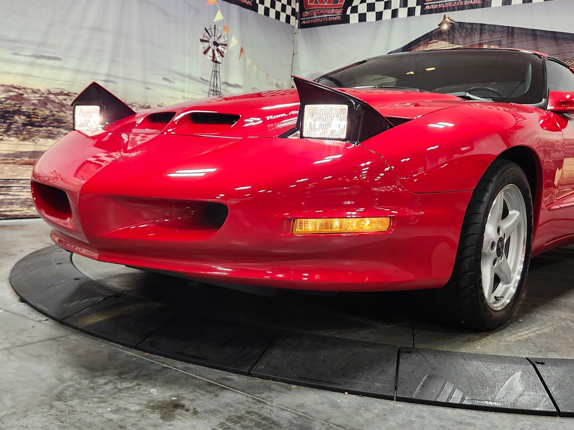 Used 1996 Pontiac Firebird Trans Am RWD image 29