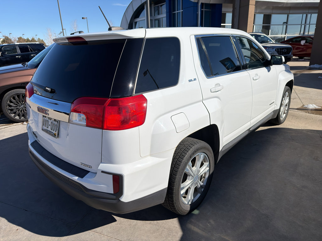 Used 2017 GMC Terrain SLE image 3