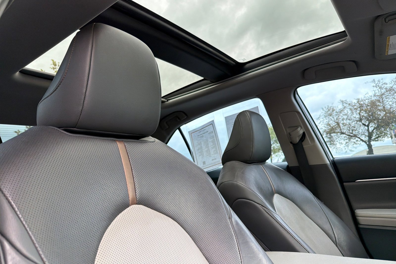 Used 2020 Toyota Camry XLE w/ Driver Assist Package image 16