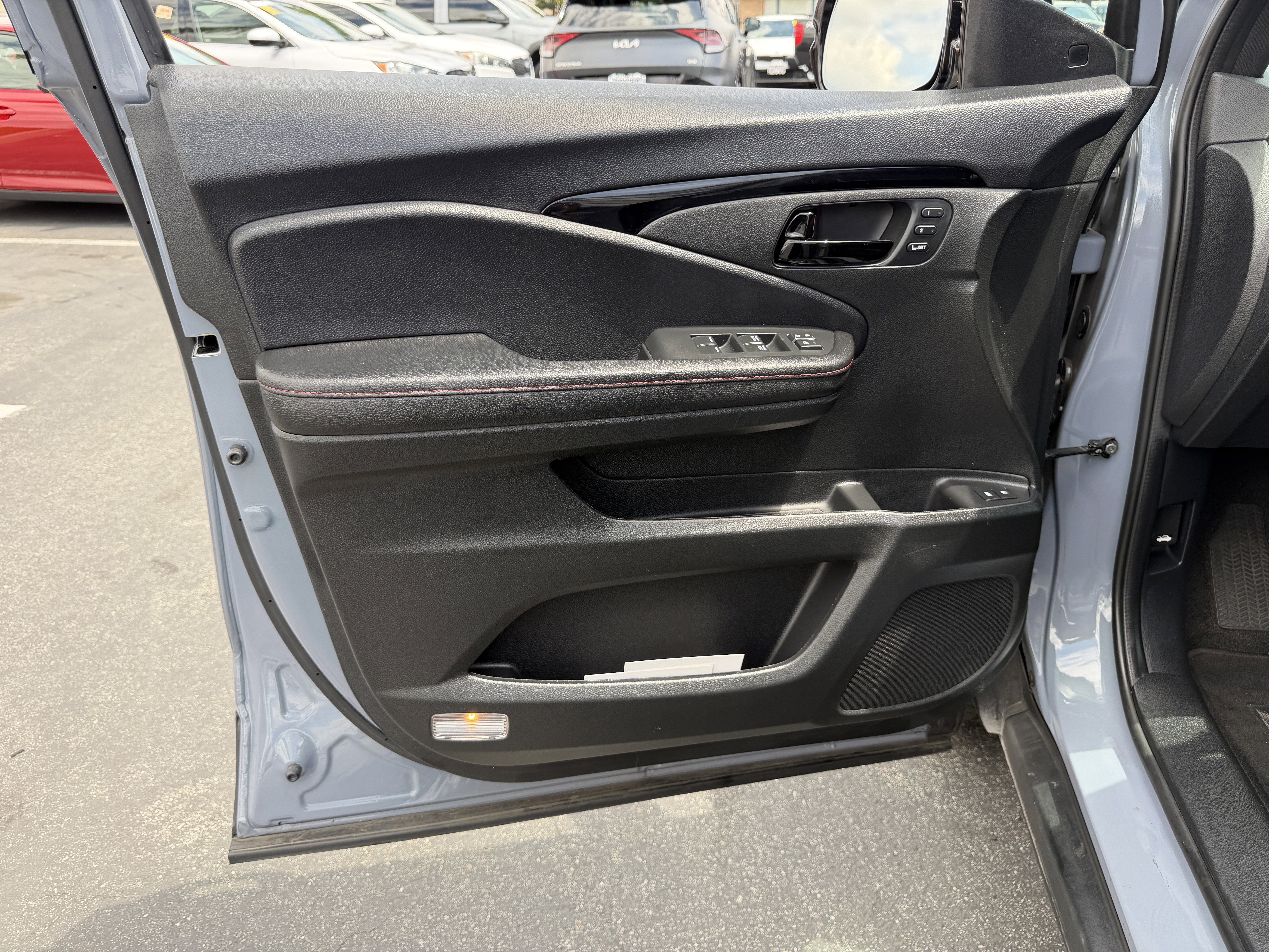 Used 2024 Honda Passport Black Edition image 10