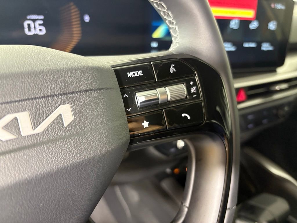 New 2026 Kia Sorento LX image 21