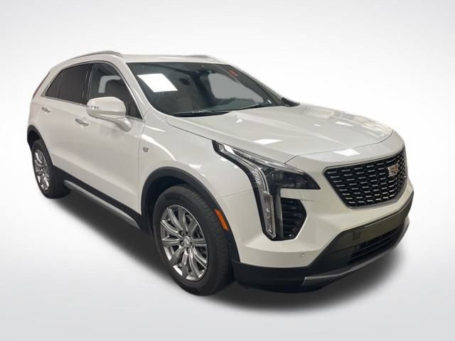 Used 2020 Cadillac XT4 Premium Luxury w/ Enhanced Visibility Package image 7