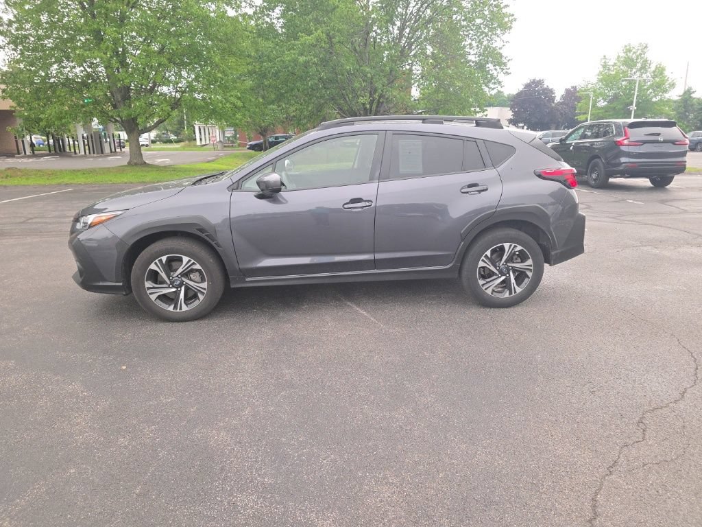 Used 2024 Subaru Crosstrek 2.0i Premium AWD/4WD image 5