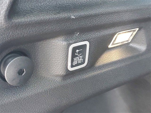 New 2025 Jeep Grand Cherokee L Laredo w/ Luxury Tech Group I image 9