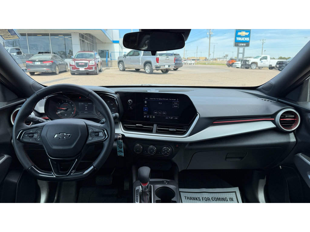 Certified 2024 Chevrolet Trax RS w/ Driver Confidence Package image 14