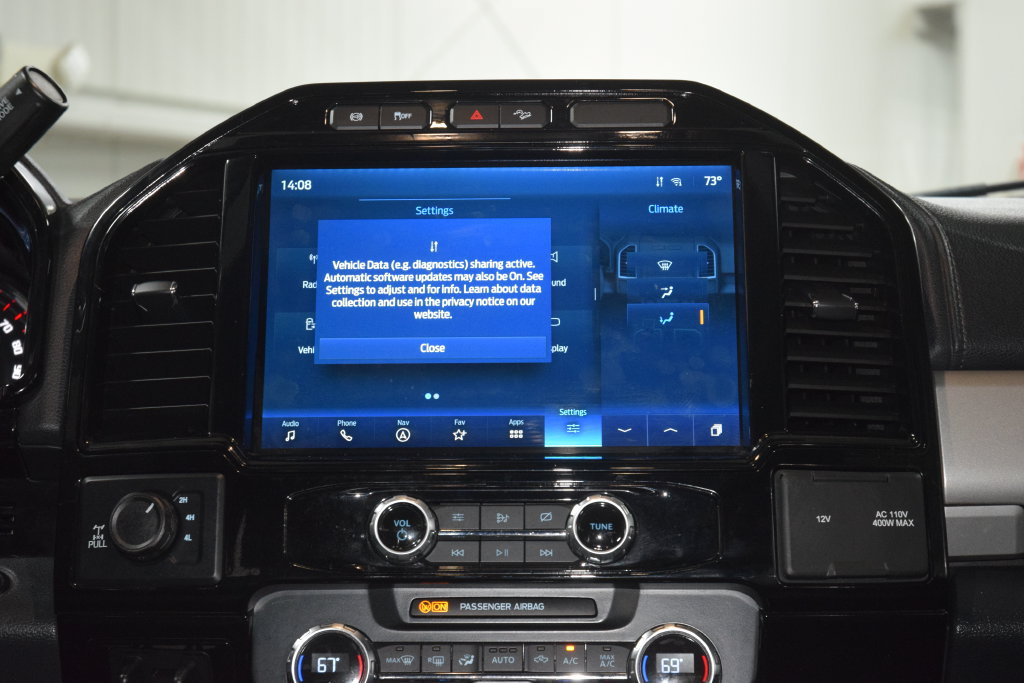 Used 2022 Ford F250 Lariat w/ Black Appearance Package AWD/4WD image 30