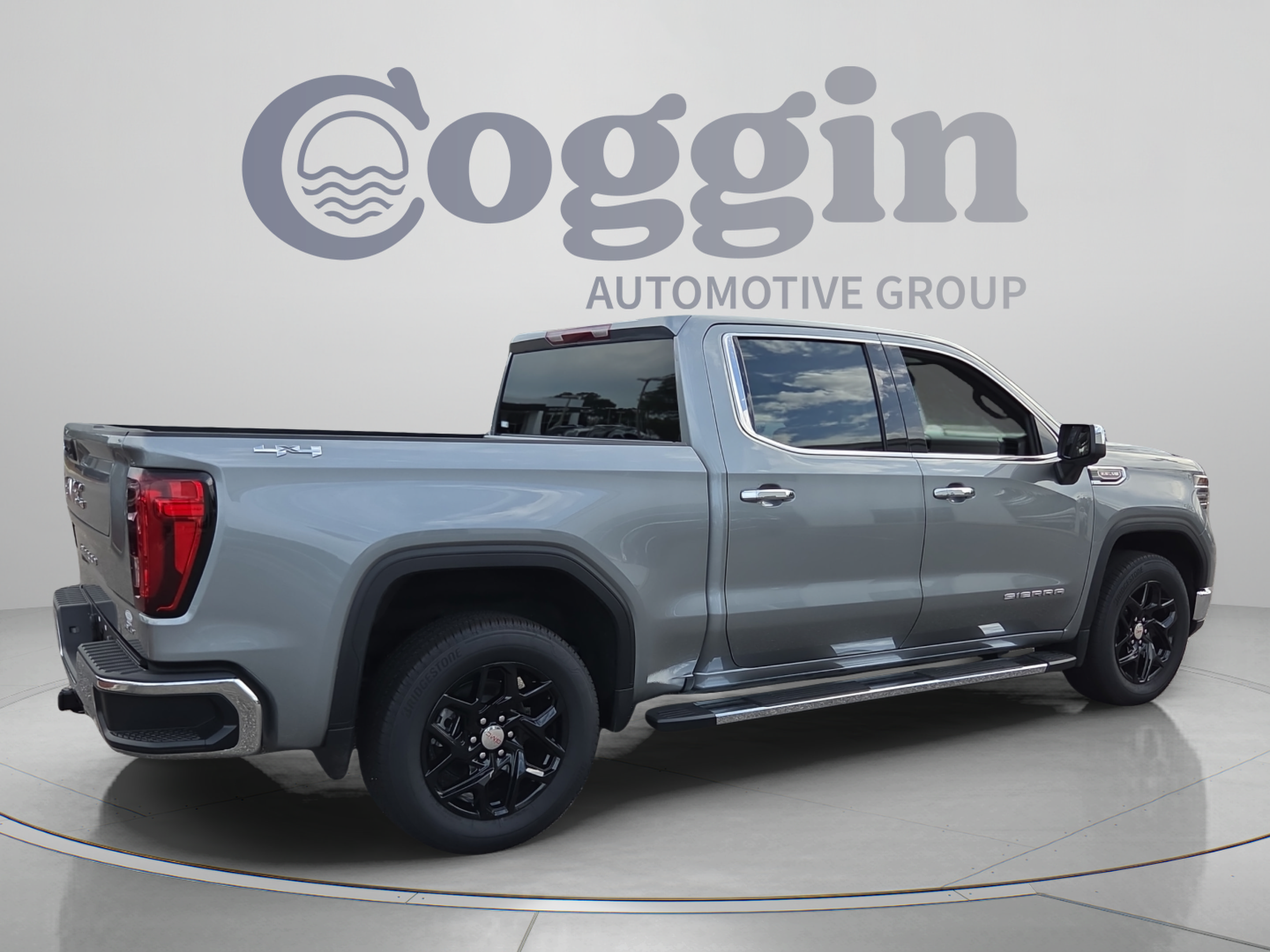 New 2026 GMC Sierra 1500 SLT w/ SLT Premium Package AWD/4WD image 5