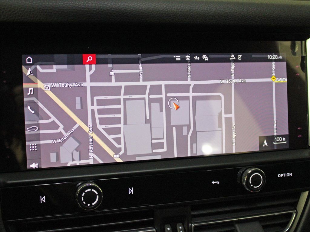 Certified 2025 Porsche Macan image 26