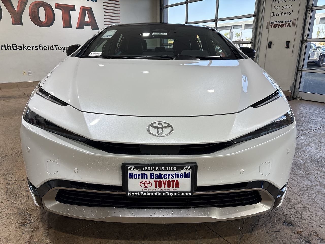 New 2027 Toyota Prius Plug-In Hybrid FWD image 5
