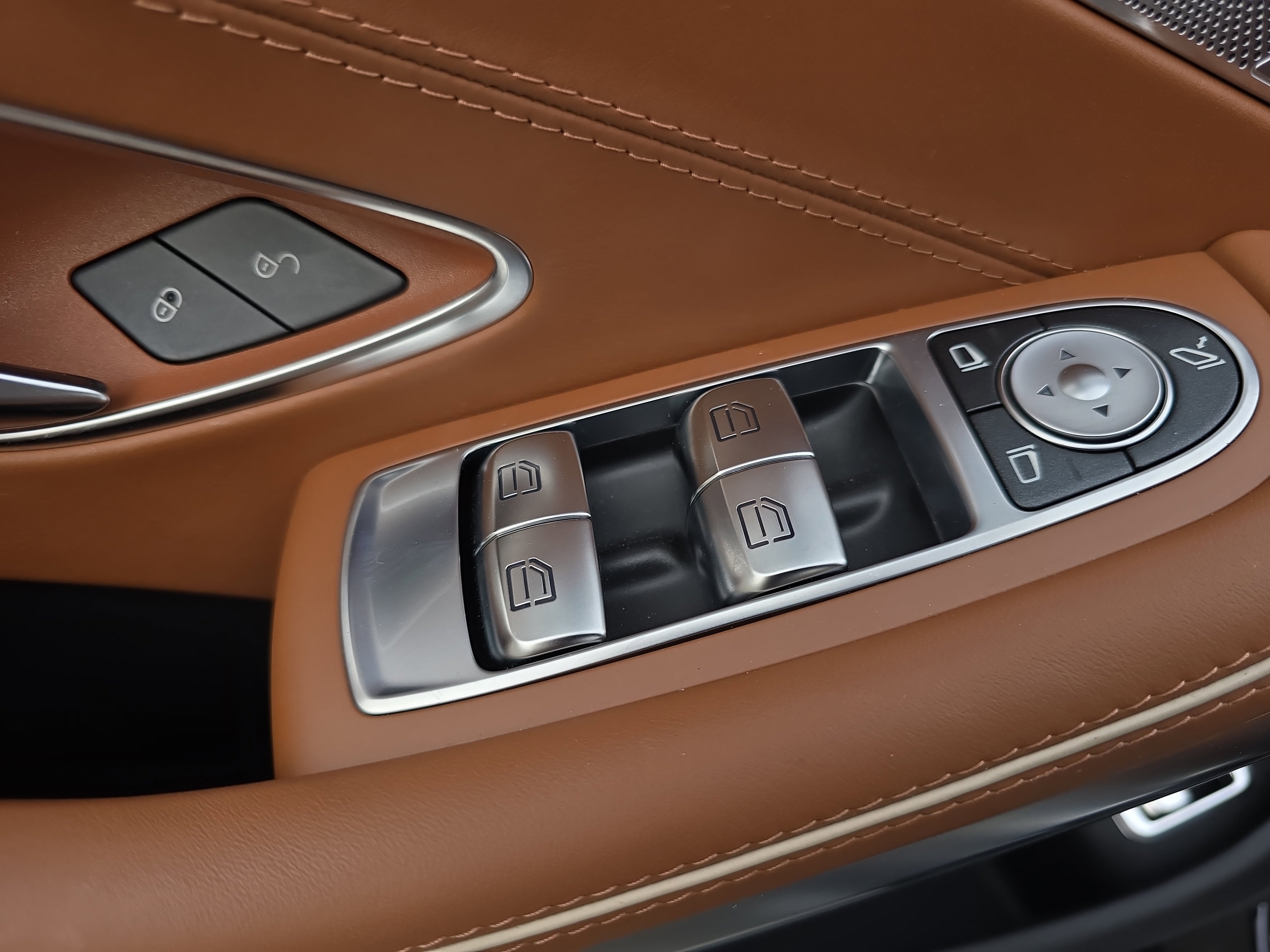 Used 2019 Mercedes-Benz S 560 4MATIC Coupe image 30